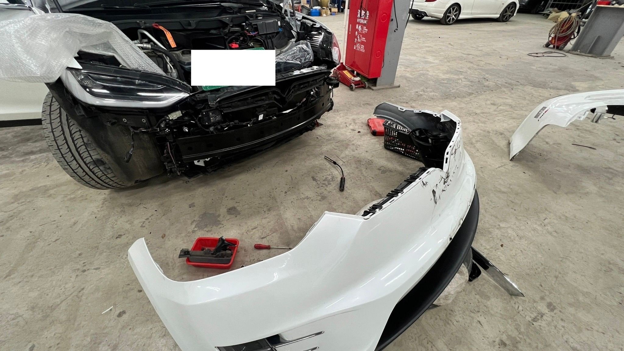 Tesla MX鈑噴修復案例分享